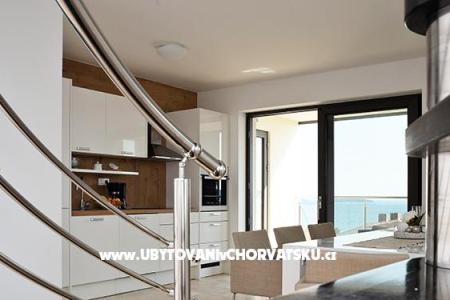 Villa M foto 3