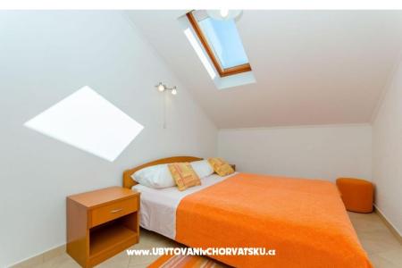 Apartmaji Dijana foto 3