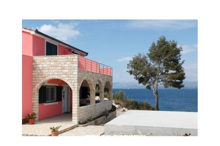 Lipa kuca otok Šolta Hrvaška