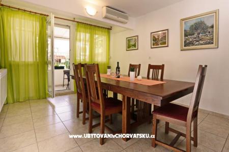 Apartma Rogulj foto 4