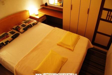 Villa KOMOD Apartmaji foto 4