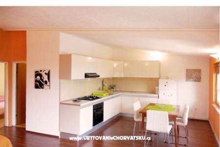 Apartmaji Dijana foto 5