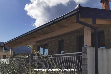 Apartmaji Kalinić Sreser Hrvaška