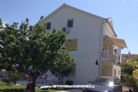 Apartmaji Marina Sukošan Hrvaška