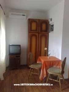 Apartmaji Helsa foto 3