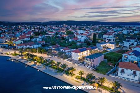 Design Apartmaji Dijan foto 3