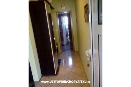 Apartmaji Ira foto 2