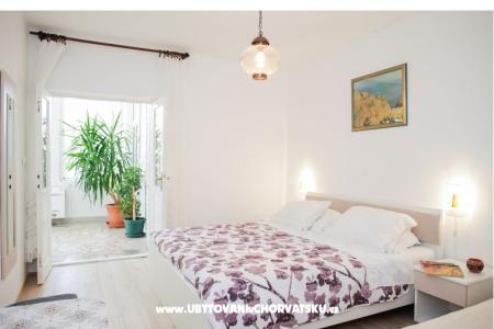 Apartmaji Barbara Tisno foto 2