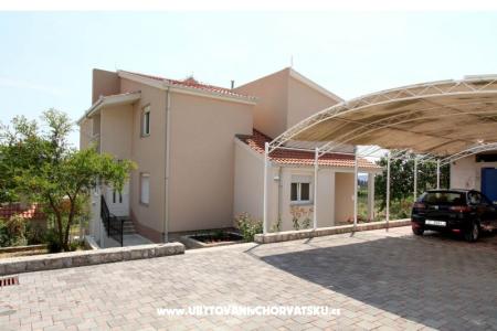 Apartmaji Perišić foto 3