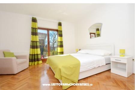 Apartmaji Ana i Vinka foto 2