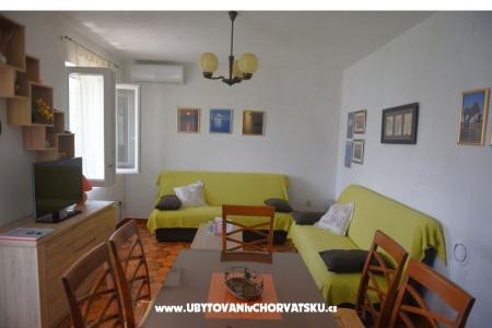 Apartma MLADEN Trogir Hrvaška