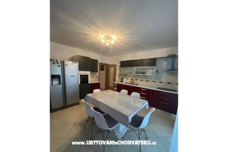Apartma Lana foto 3