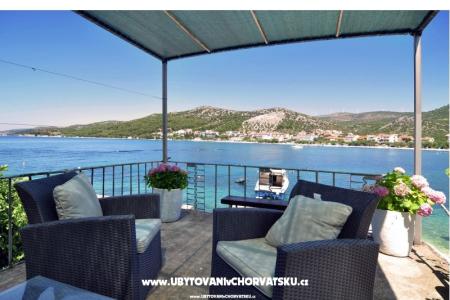 Apartma Zoranka na plaži Trogir Hrvaška