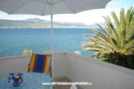 Apartmaji Adria Trogir Hrvaška