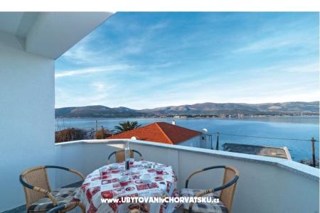 Apartmaji Analora Trogir Hrvaška