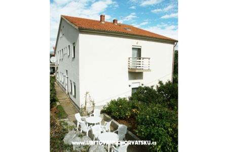 Apartmaji Anita foto 4