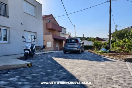 Apartmaji Duje Nakir foto 3