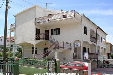 Apartmaji  Milenka foto 2