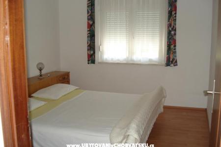 Apartmaji  Milenka foto 5