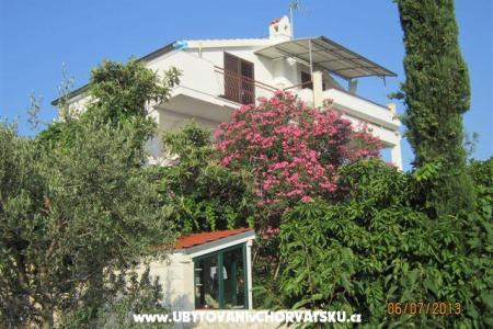 Apartmaji Katić Slatine foto 2