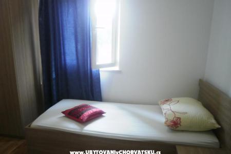Apartmaji Lorena foto 3