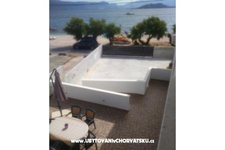 Apartmaji Lovre foto 5