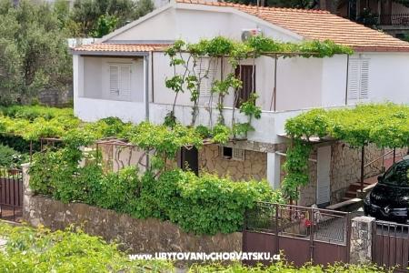 Apartmaji Marija foto 2