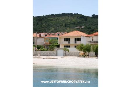 Apartmaji Merica Trogir Hrvaška