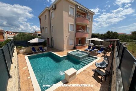 Apartmaji Villa Peky foto 5