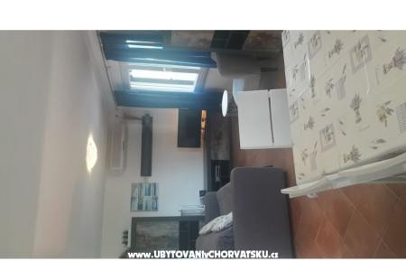 Apartmaji DaMe foto 3