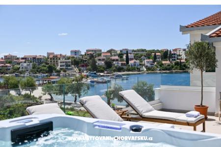 Villa Rozana-wellness apartments Trogir Hrvaška