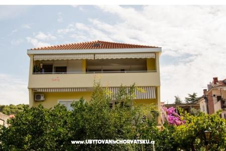 Apartmaji SATIS foto 2