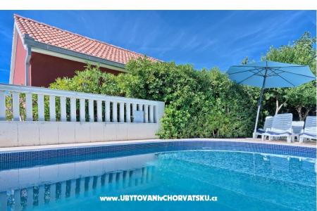 Apartmaji Tičić Trogir Hrvaška