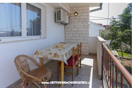 Apartmaji Leila foto 5