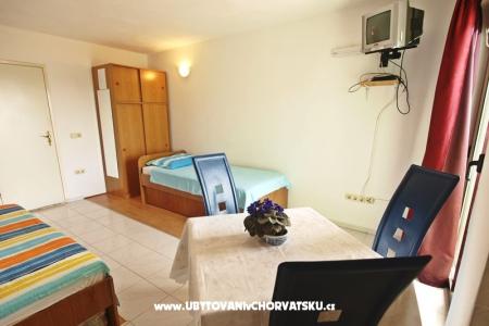 Apartmaji Nataly foto 4