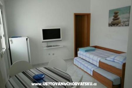 Apartmaji Tony foto 5