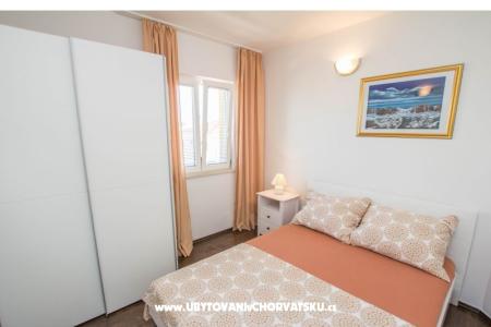 Apartmaji Anamaria foto 4