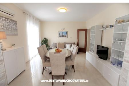 Apartmaji Carmen foto 4