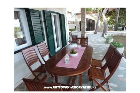 Apartmaji-cupic-trogir.com foto 2