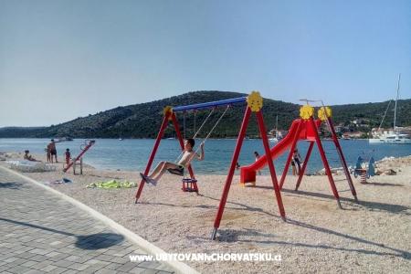 Apartmaji Franjic foto 5