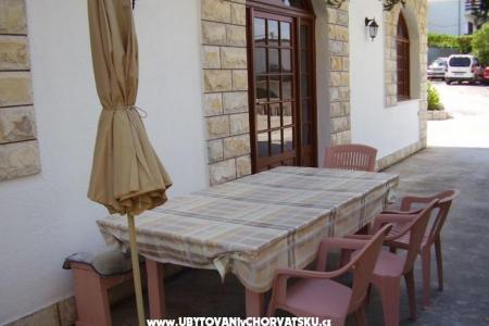 Apartmaji Maribela foto 4