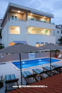 Apartmaji Villa Aurora foto 5