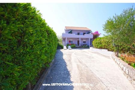 Bosi&amp;co Trogir Hrvaška