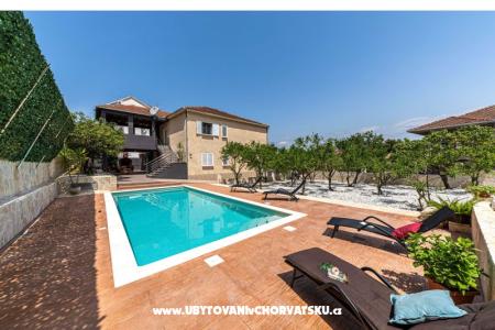 Karlo Trogir Hrvaška