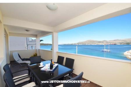 Palm Beach Trogir Hrvaška