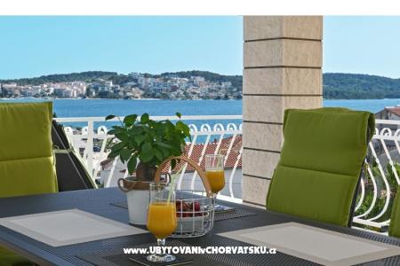 villa ljube Trogir Hrvaška