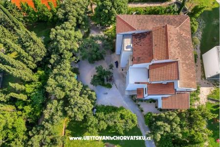 Apartmaji Balić foto 2
