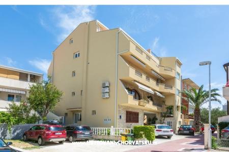 Apartmaji Barba Tučepi Hrvaška