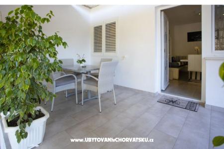 VILLA MILENKA - Apartmaji Gorana foto 4