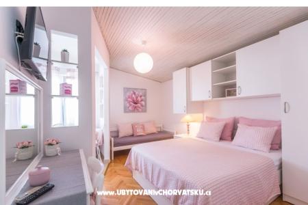Apartmaji Marko Tučepi Hrvaška